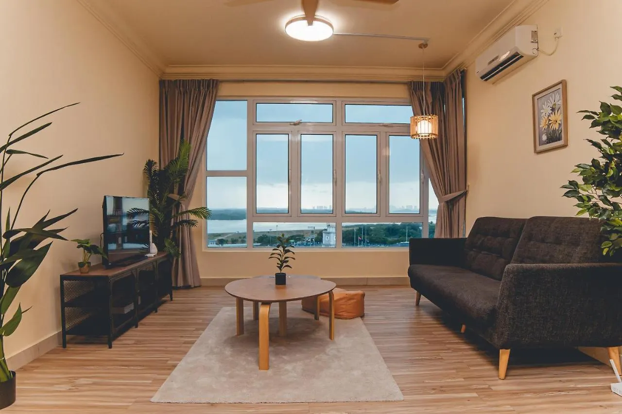 Goldensand Seaview 6Pax 2Br Muji By Our Stay Johor Bahru